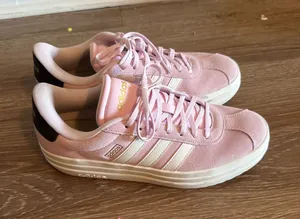 Adidas Shoes thumbnail 1