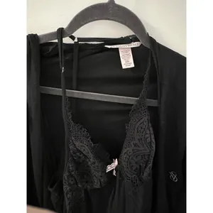 Victoria's Secret night dress and robe combo thumbnail 2