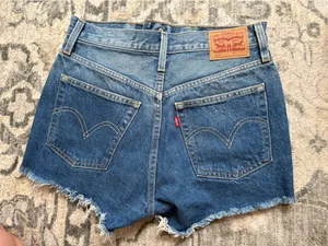 Levi’s 501 Denim Shorts thumbnail 2