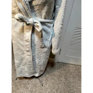 Secret Treasures Women's Sz XL 16-18 Plush Robe Light Gray White Moon Star Print thumbnail 7