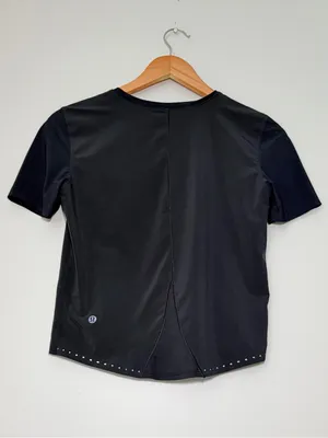 Lululemon Lightweight Stretch Running T-Shirt thumbnail 2