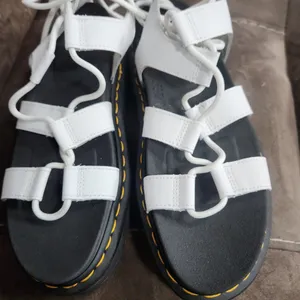 - Dr. Martens Sandals | Nartilla Leather Size 9 SH 2 thumbnail 12
