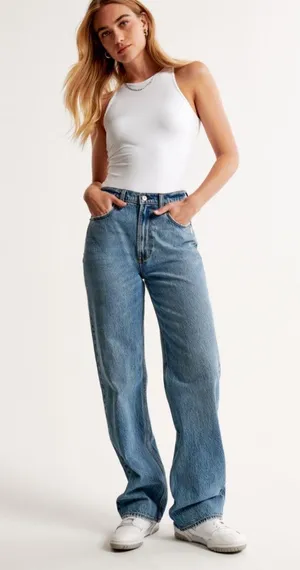 Abercrombie NWT Loose Highrise Jean thumbnail 6
