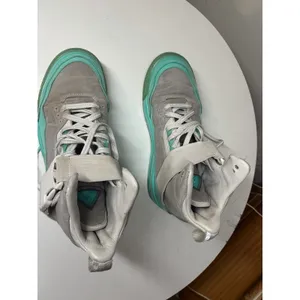 Women Nike Air Jordan 3 Retro‎ Explorer XX Grey Mint Green Size 7.5 Used thumbnail 5