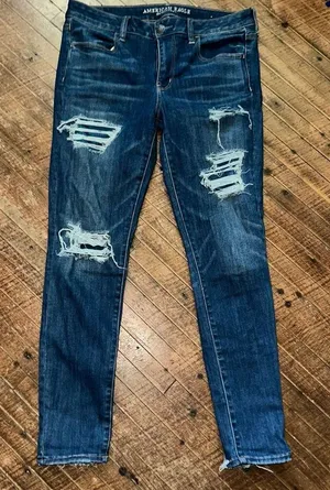 American Eagle stretchy trendy distressed jeggings thumbnail 1