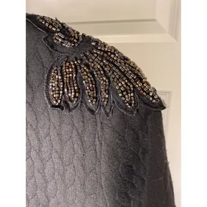 Tuckernuck Black Beaded‎ Shoulder Midi Dress Size L Textured Quiet Luxury thumbnail 4