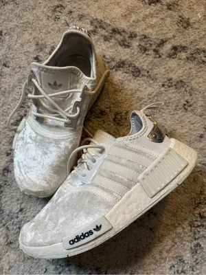 adidas Cream Velvet Casual Sneakers with Black Logo thumbnail 1