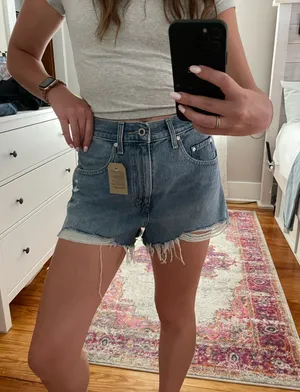 Levi’s Silver Tab Mom Shorts thumbnail 1