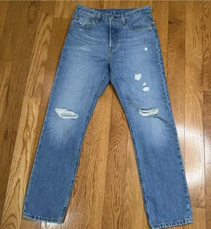 Size W28 L30 Levi’s Premium Detressed Jeans Women’s Light Wash Straight Leg Dnm thumbnail 1