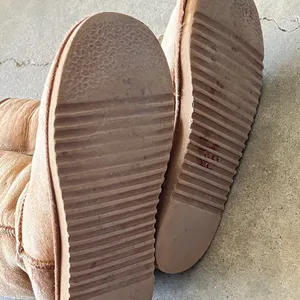 Sheepskin Tan Boots Size 9 thumbnail 7