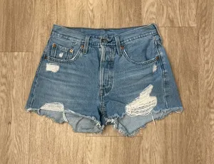 levi’s jean shorts thumbnail 1