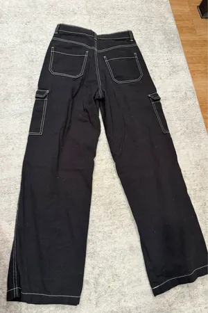 H&M Black Cargo Pants thumbnail 2