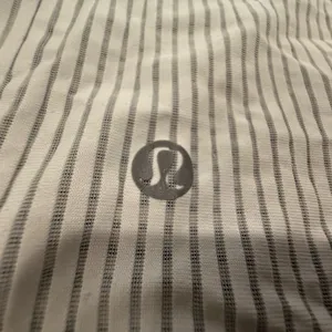 Lululemon All Tied Up Sport Tank, size 8 - EUC! thumbnail 5