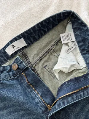 Women’s Dark Blue Cargo Denim Pants “flying Angel” Sz 27 thumbnail 3