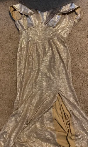 Nightway Beautiful Shimmer Gown thumbnail 4
