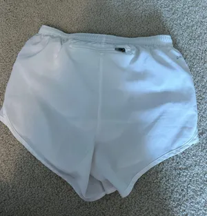 Nike White Shorts thumbnail 2