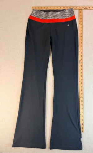 Bally Total Fitness Women’s Colorblock Waistband Flare Yoga Pants Charcoal Small thumbnail 1
