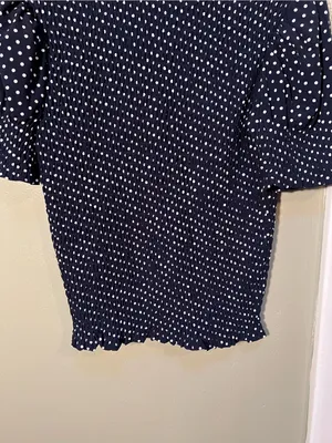 Time and Tru Women’s Size XS 0-2 Smocked Top Short Puff Sleeves Navy Blue White thumbnail 5