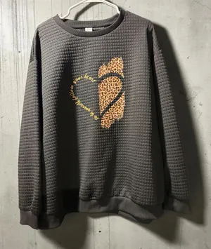 Quilted Heart Graphic Black Sweatshirt Size 4X thumbnail 1
