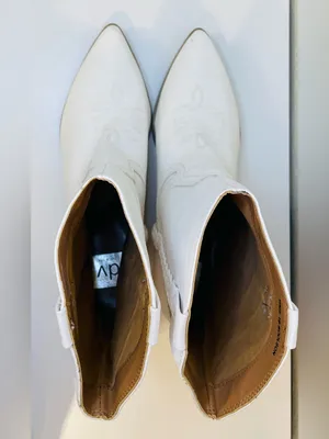 Dolce Vita Karyn Cowboy White Braided Western Leather Ankle Booties Size 10 thumbnail 8