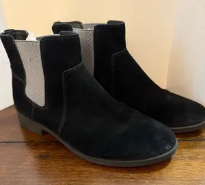 Vionic Water Repellent Suede Leather Chelsea Ankle Boots - Alana - Black 7.5 thumbnail 1