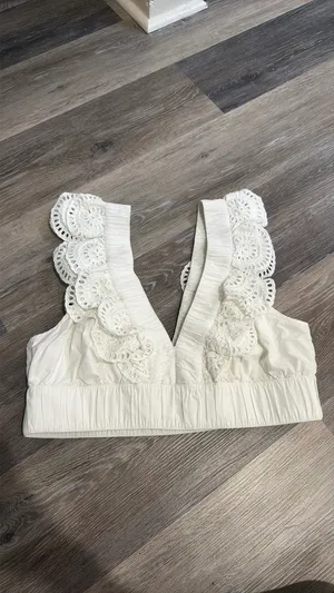 Abercrombie Cropped Dream Top White Eyelet Flutter Sleeve Large thumbnail 4