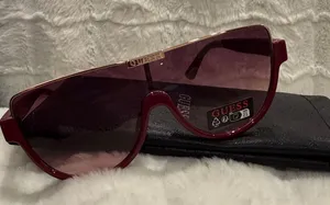 *NWOT* GUESS | Aviator Shield | Dark Pink/Plum & Rose Gold | Sunglasses thumbnail 1