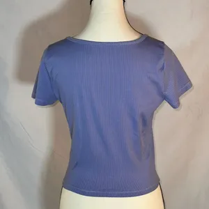 Hollister • Baby Tee Crop • Lilac Must-Have Collection • Size Medium thumbnail 2