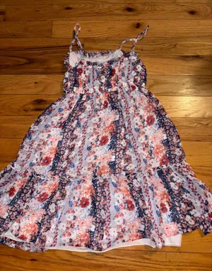 Dress Multiple thumbnail 1