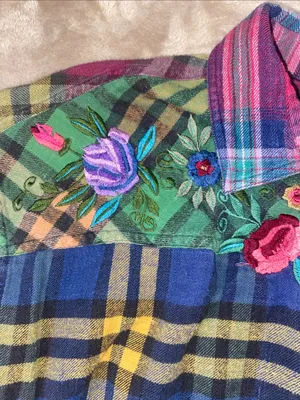 90s QPS Patchwork Embroidered Plaid Flannel Button thumbnail 3