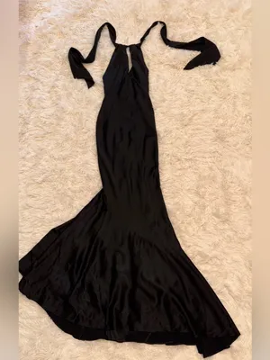 NEW House of CB Oliviana Halter cutout Black Satin Maxi gown sz XS thumbnail 6