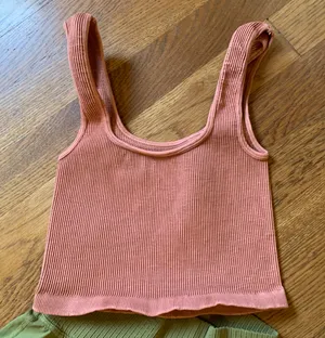 Free People NWOT Good Karma Flare legging and happiness Runs crop top size XS/S MSRP $128 thumbnail 5