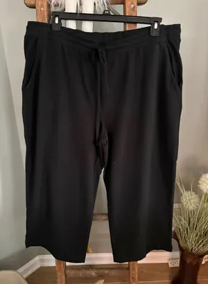 Daily ritual size XXL black cropped pants thumbnail 1