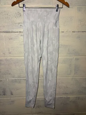 BuffBunny Limitless Legging Pant Tight Snow Camo White High Glute Contour Small thumbnail 4