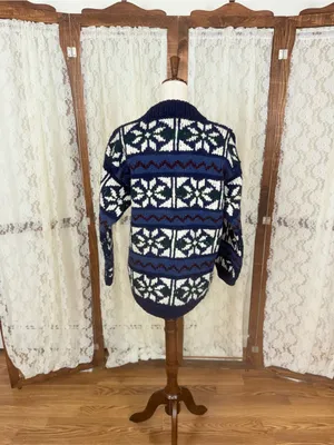 Super Nice Vintage 1980s Ischka Ecuadorian Wool Sweater thumbnail 3