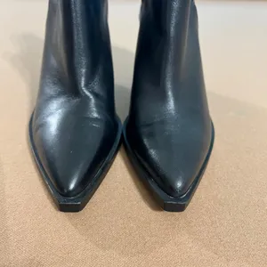 Vince Camuto Gidgeta Booties - Like Brand New -‎ Only Worn Once - No Box thumbnail 3