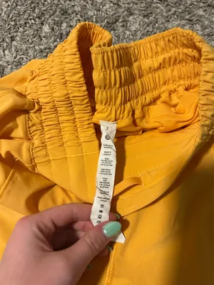 Lululemon Hotty Hot Shorts thumbnail 3
