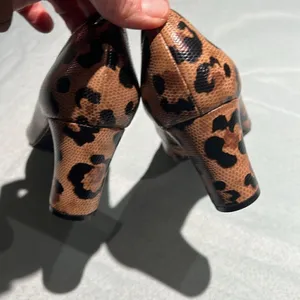 Anne Klein Leopard‎ Print Heels Size 6 B35 thumbnail 6