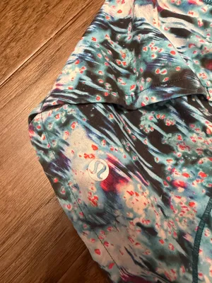 Lululemon Speed Up Shorts thumbnail 3