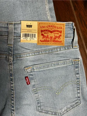 Levi’s 725 High Rise Bootcut Light Wash Rhinestone Diamonds Denim Jeans Size 27 thumbnail 4