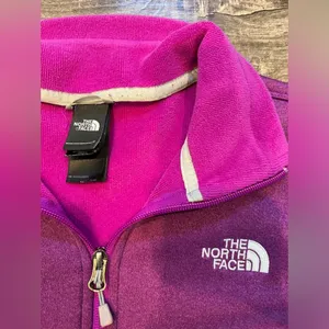 The North Face Women’s Full Zip Lightweight Jacket Soft thumbnail 2