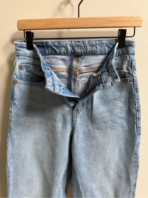 American Eagle Curvy ’90s Bootcut Slit‎ Hem Denim Jeans Light Minimalist AE Chic thumbnail 9