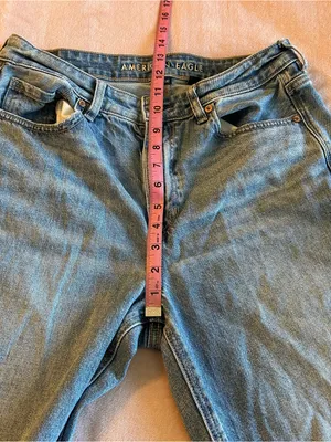 American Eagle Strigid Mom Jean distressed high rise straight fit size 8 casual thumbnail 7