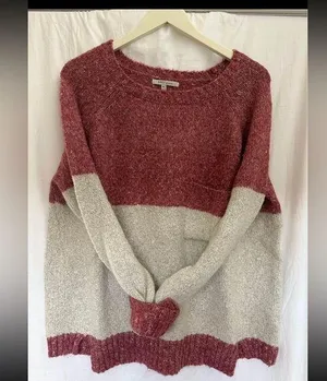 Cozy casual size M/L2 toned oversize long sleeve crewneck sweater thumbnail 1