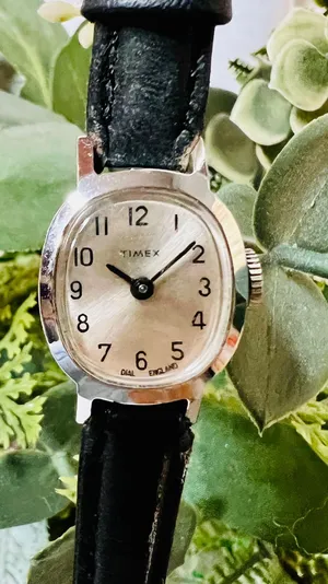 Dainty  Watch thumbnail 1