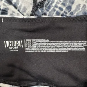 Victoria’s Secret Sport Tie Dye‎ Crop High Waist Leggings Black White Large thumbnail 9