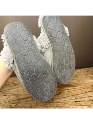 UGG Scuffette Size 6 thumbnail 4