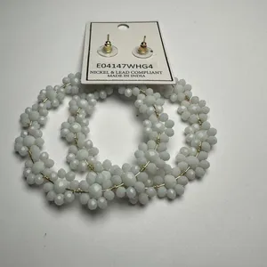 Large Statement Gold Tone White Bead Flower Circle Dangle Drop Pierced Earrings thumbnail 7