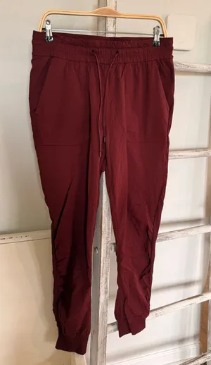 Lululemon Beyond The Studio Jogger Cassis Size 10 NWOT Full Length Pants thumbnail 1