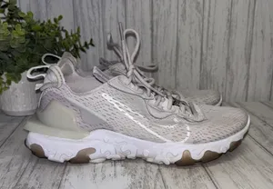 Womens Size 9 Nike React Vision Sneakers GUC thumbnail 1